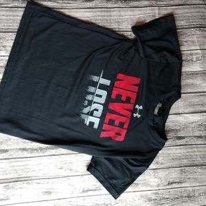 Under Armour size 7 top never lose